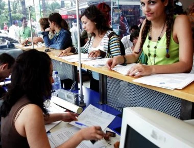 Στάση πληρωμών κήρυξαν οκτώ στους 10 δανειολήπτες στεγαστικών δανείων